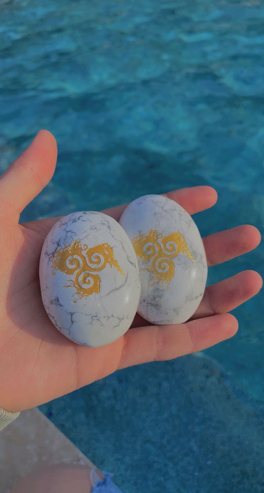 Howlite Gold etched Palm Stones