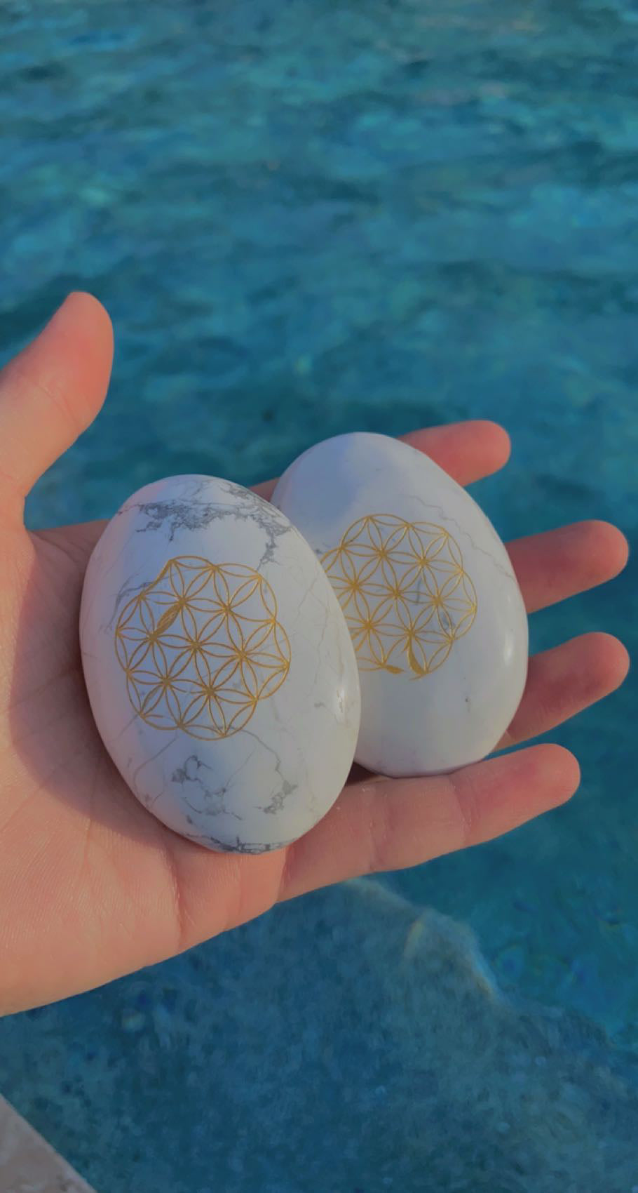 Howlite Gold etched Palm Stones