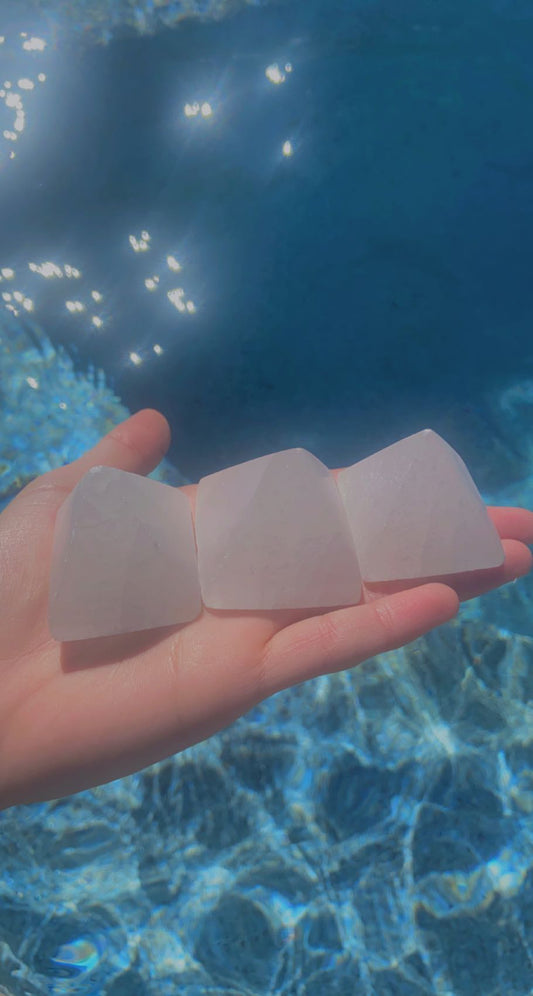 Selenite Small Pyramids